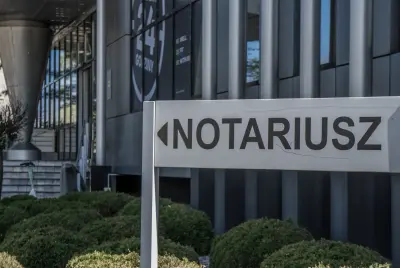 Budynek i otoczenie 11